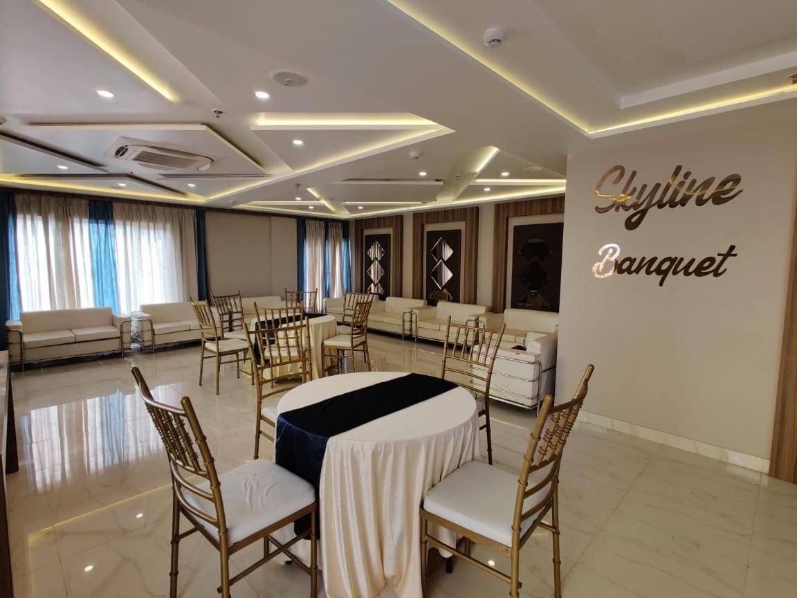 Hotel Four Element Varanasi Luaran gambar