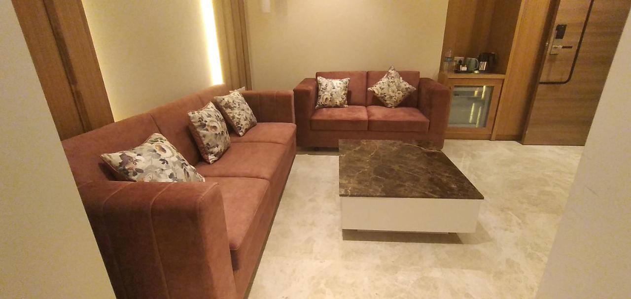 Hotel Four Element Varanasi Luaran gambar