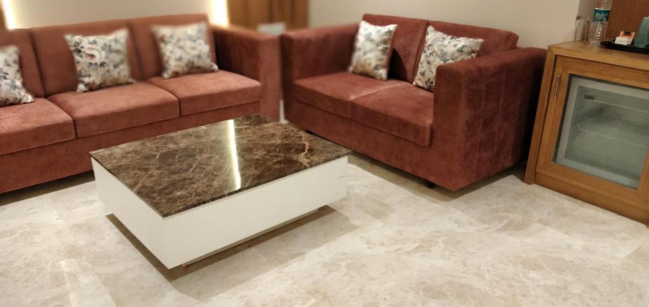 Hotel Four Element Varanasi Luaran gambar