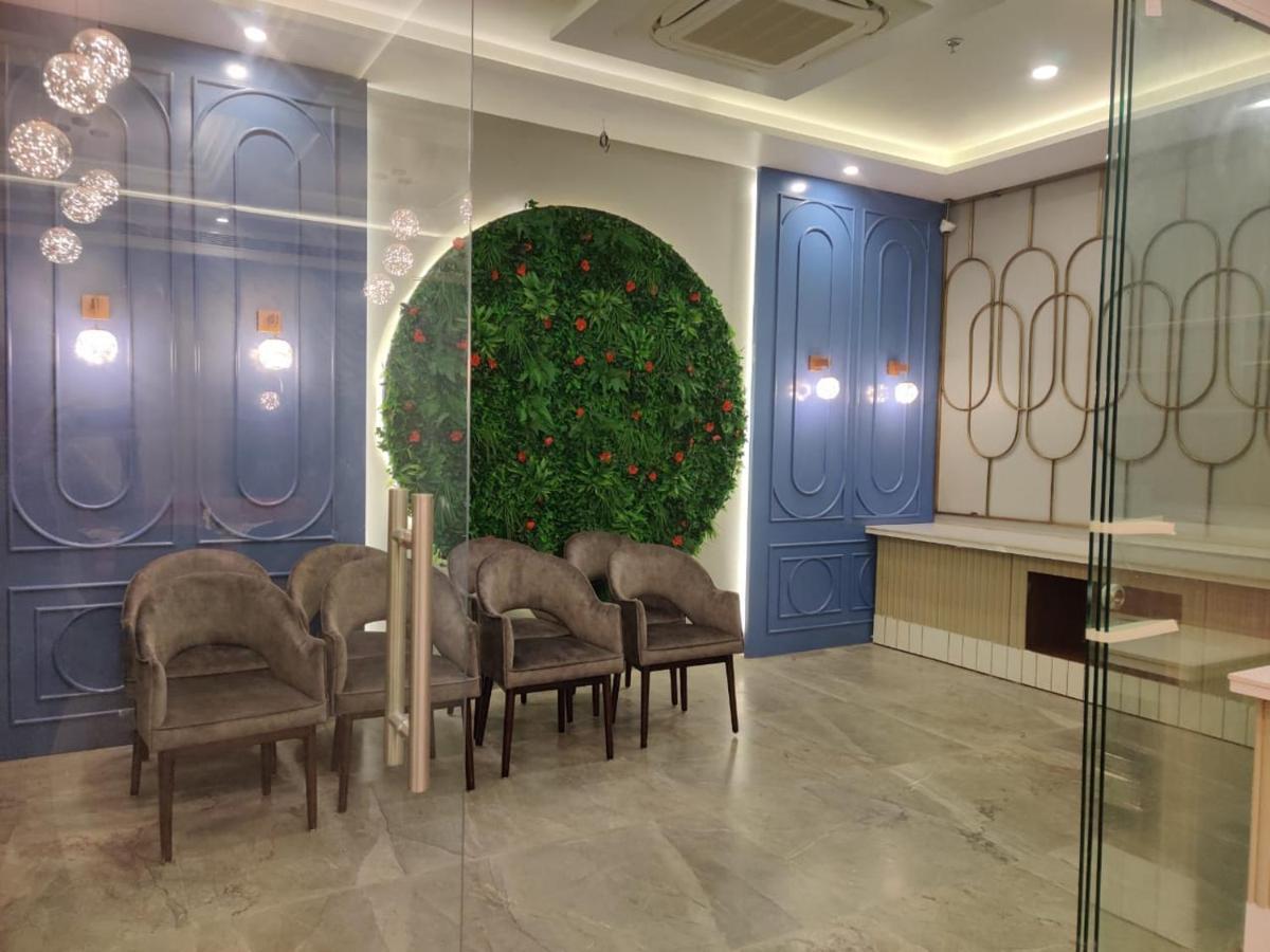 Hotel Four Element Varanasi Luaran gambar