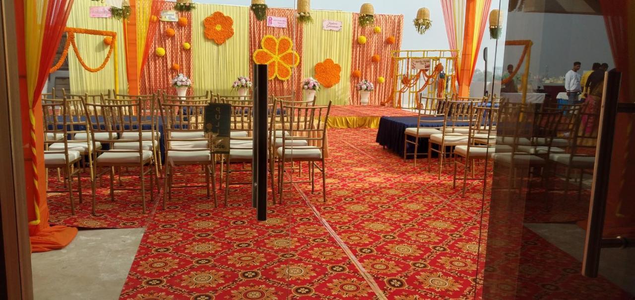 Hotel Four Element Varanasi Luaran gambar
