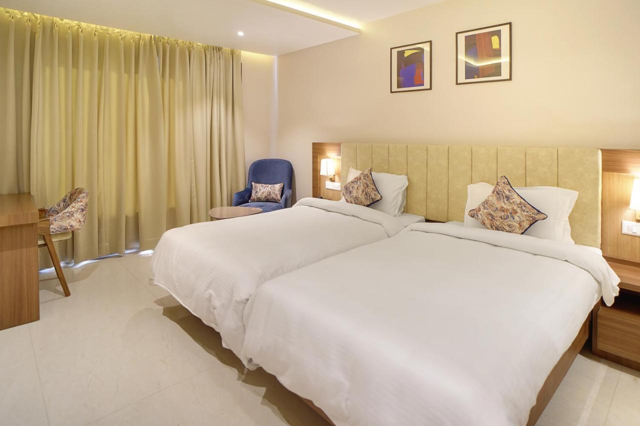 Hotel Four Element Varanasi Luaran gambar