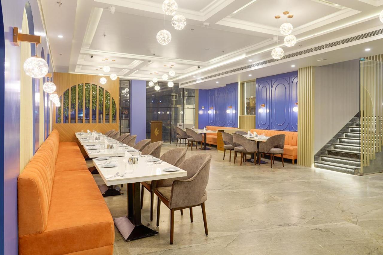 Hotel Four Element Varanasi Luaran gambar