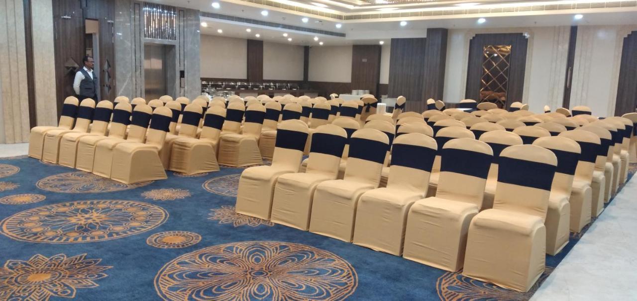 Hotel Four Element Varanasi Luaran gambar