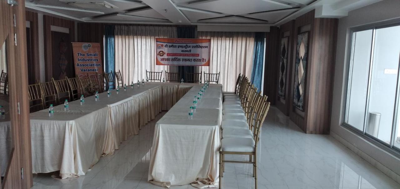 Hotel Four Element Varanasi Luaran gambar