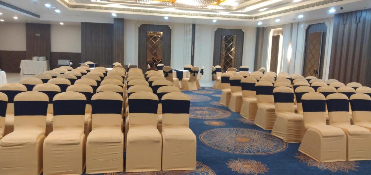 Hotel Four Element Varanasi Luaran gambar